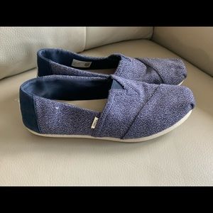 TOMS loafers Women size 7 excellent condition